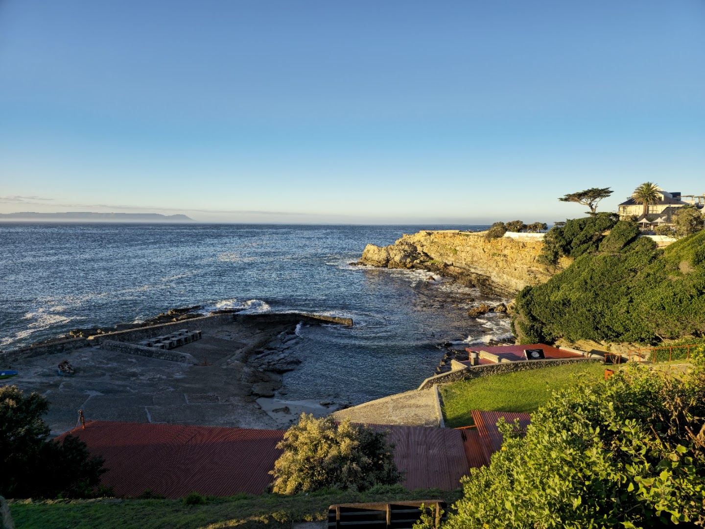 Cape Town Whale Watching Day Tour